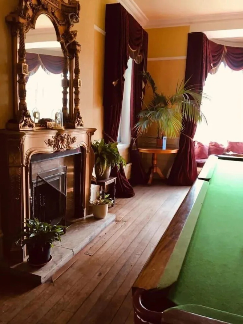 Brass Castle Country House Accommodation