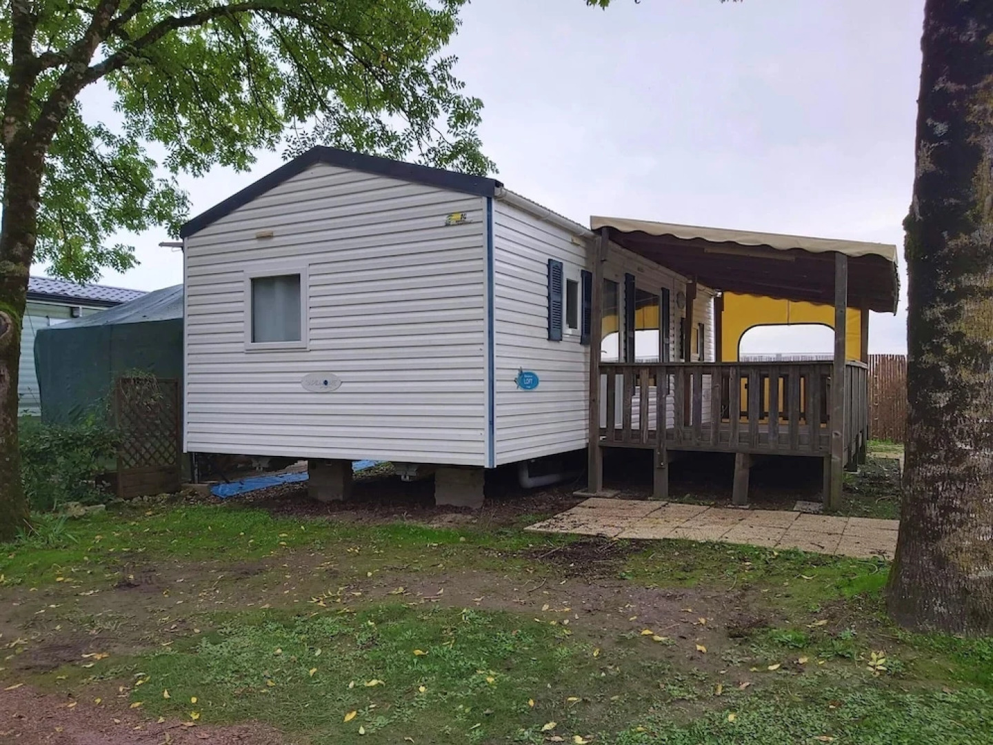 Bungalow With 2 Bedrooms in Meschers-sur-gironde, With Pool Access, Furnished Terrace and Wifi