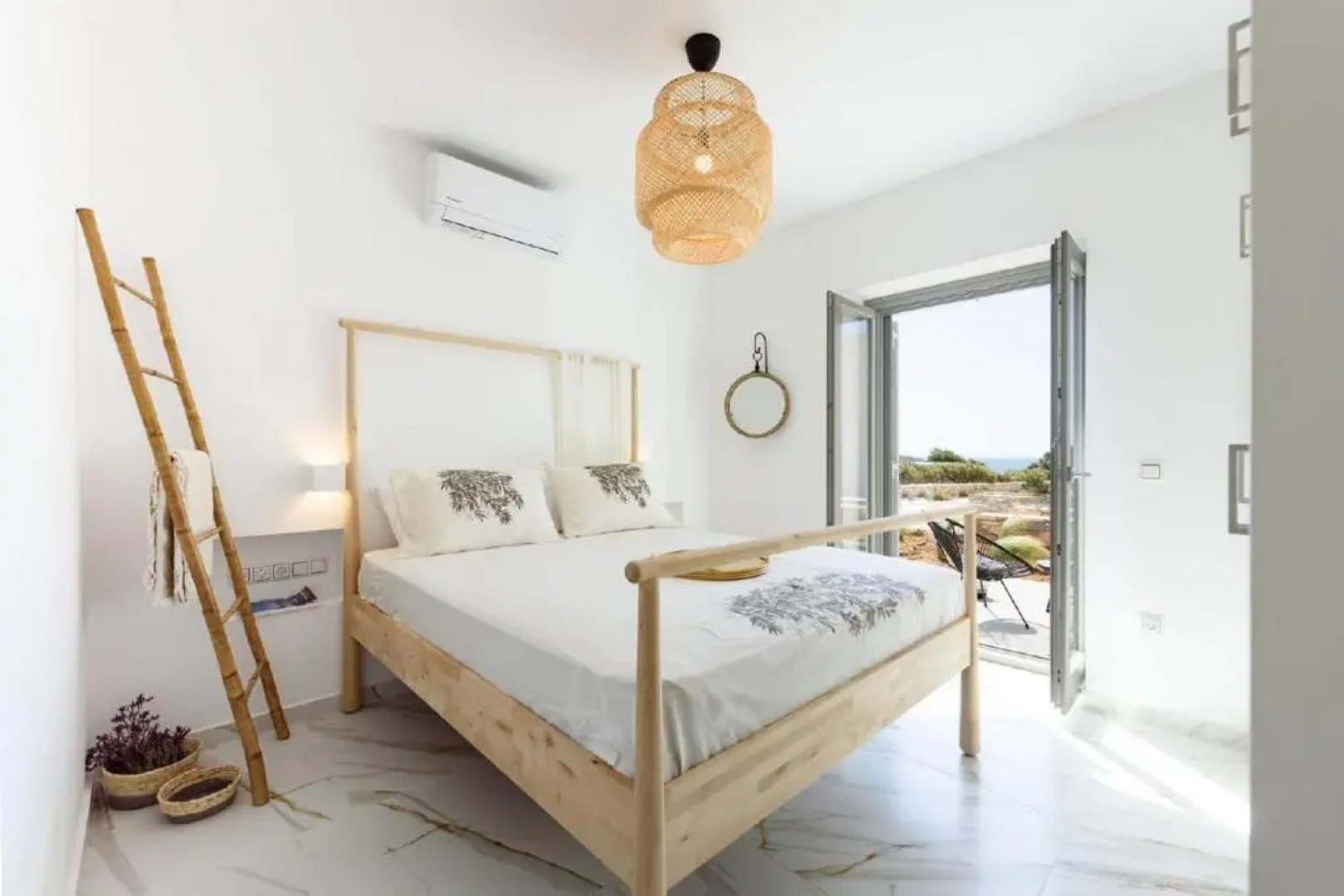 3bedroom Cycladic Villa Dorida with pool in Paros