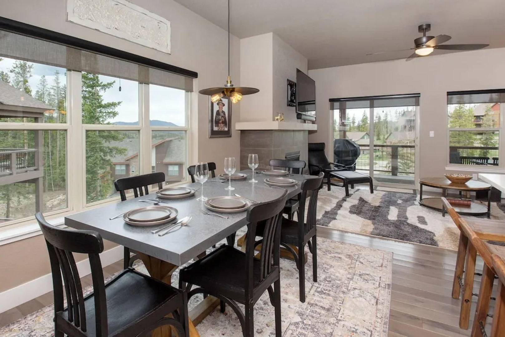 Rendezvous 47 Lookout Point