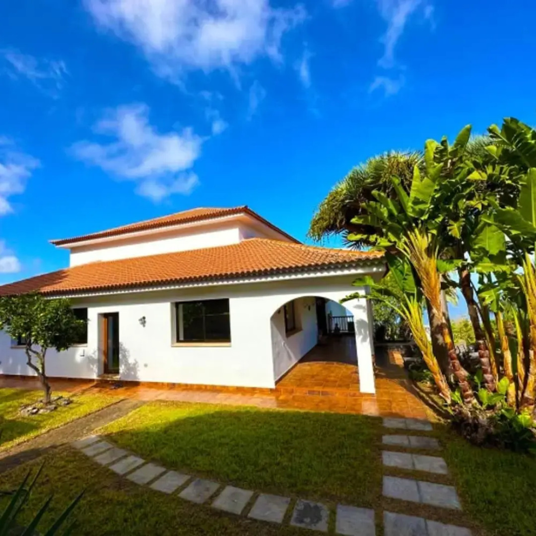 Villa in La Orotava 7 Bedrooms 1 bed 7 Baths