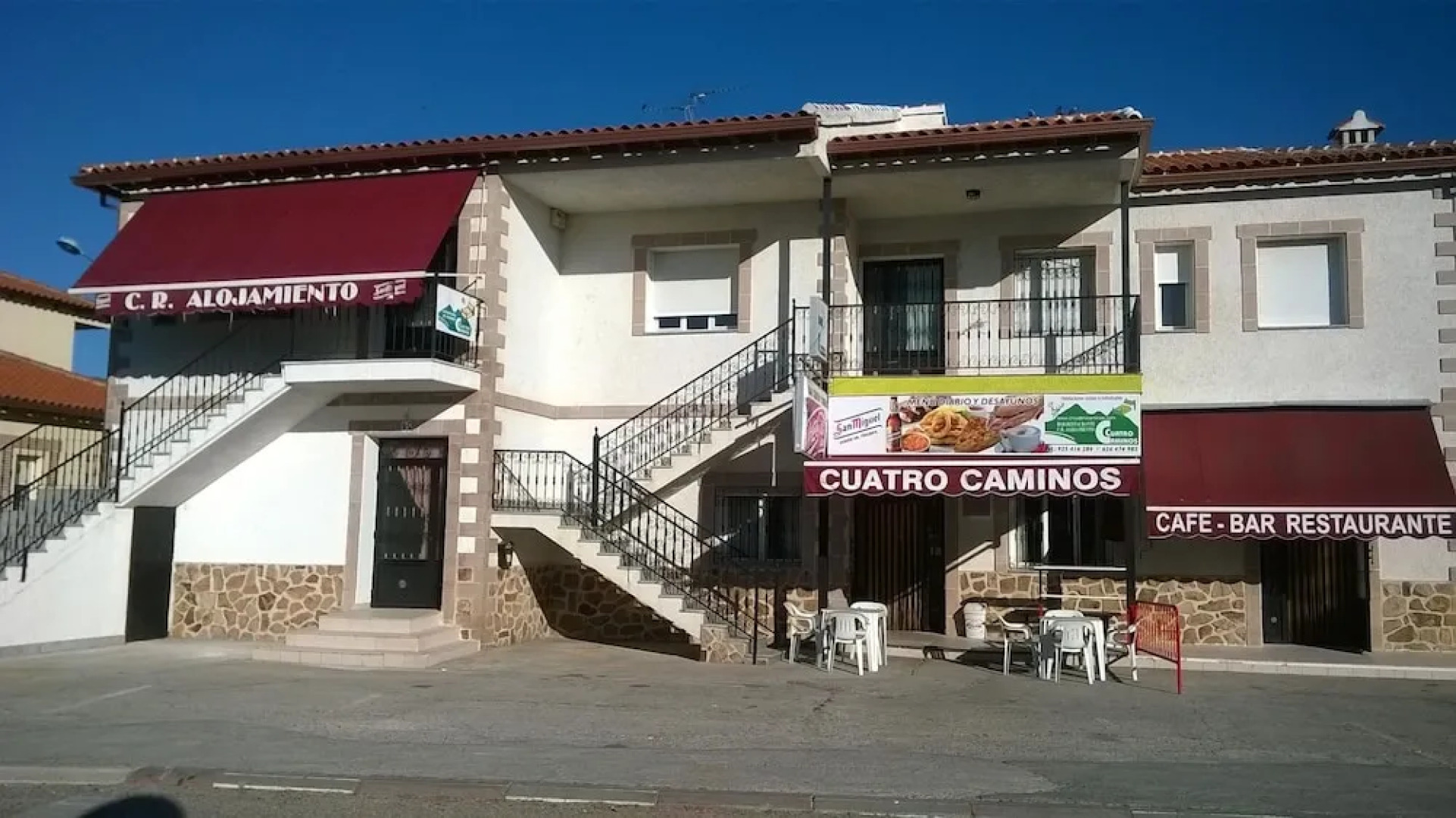 Alojamiento CR Cuatro Caminos