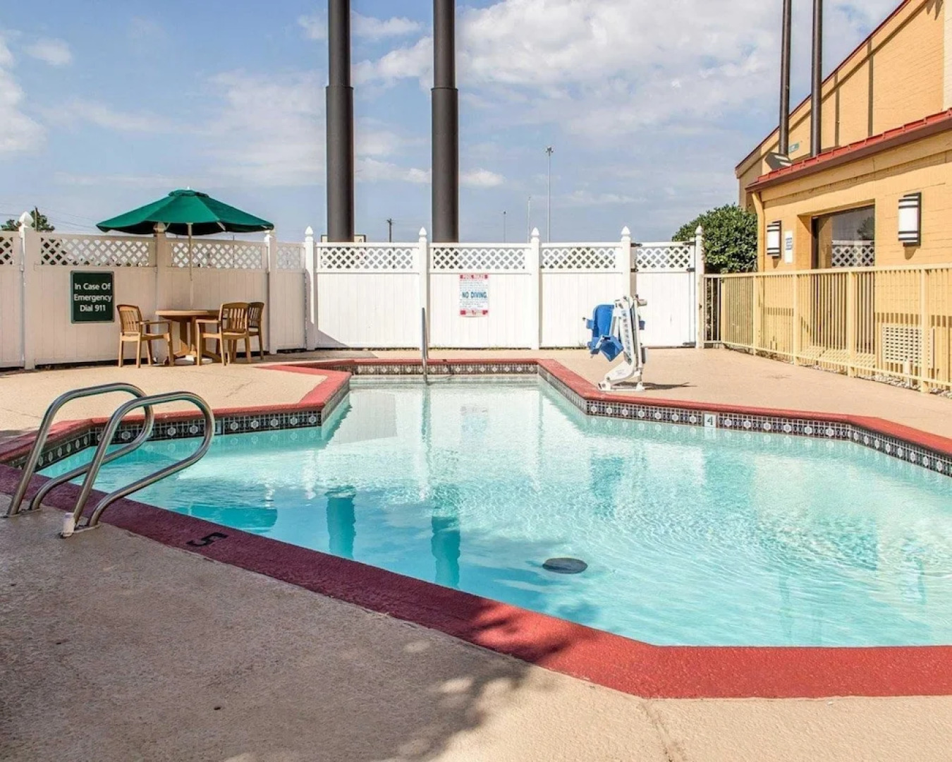 La Quinta Inn Tulsa East-41st Street