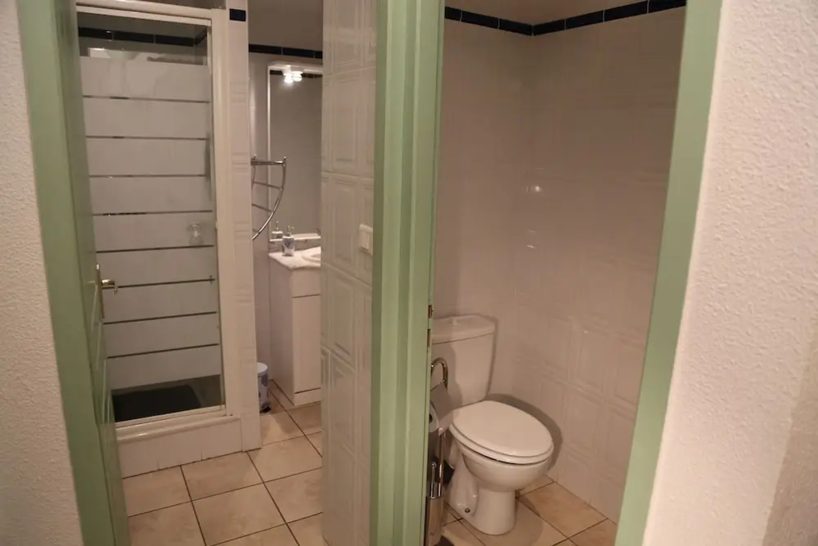 Les Pieds Dand L'Eau