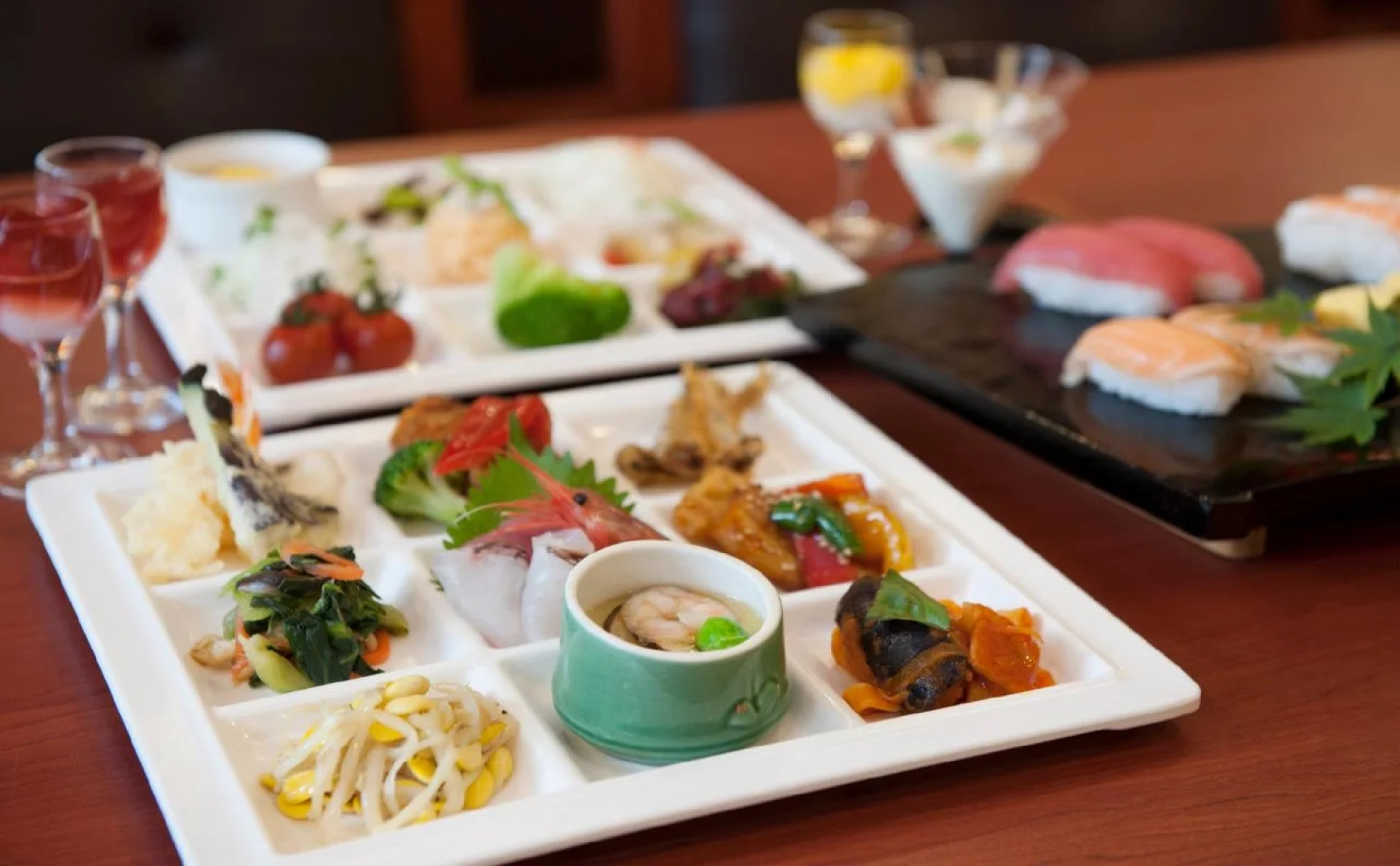 Ooedo Onsen Monogatari Awazu Grand Hotel