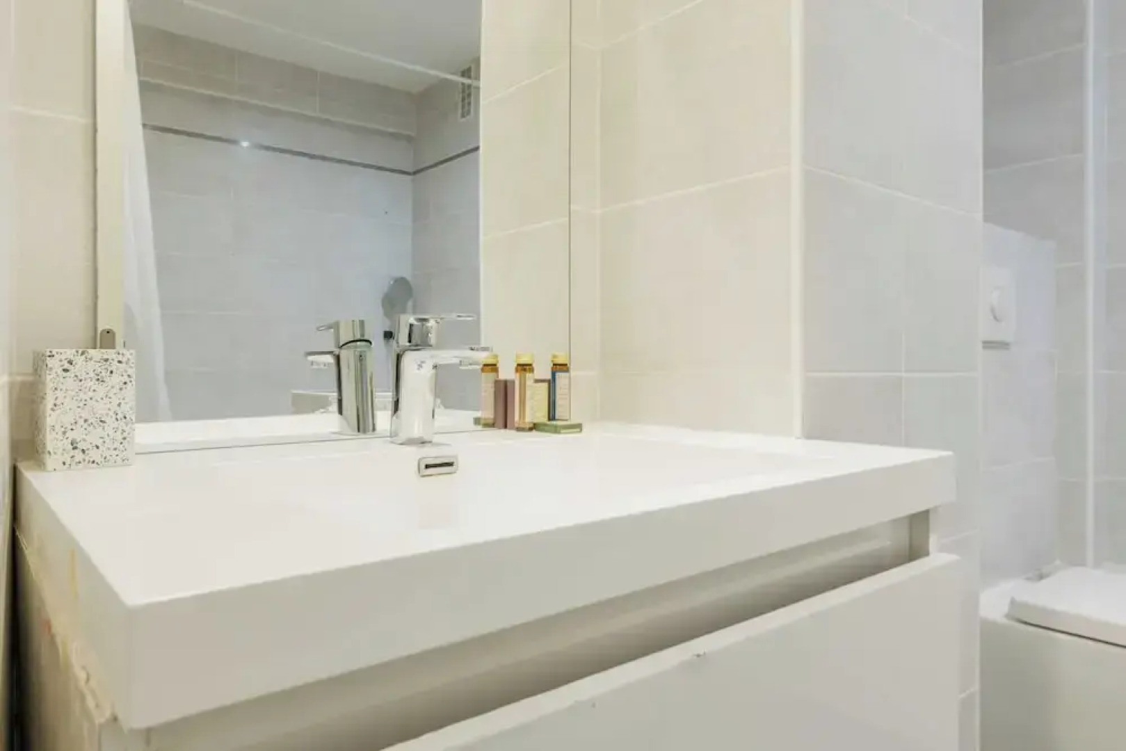 Cosy Apartment 4P- Levallois /anatole France