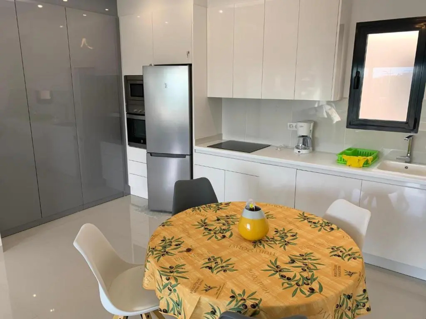 Costa Elisa20 Mil Palmeras