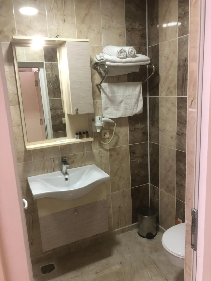 Avesis Hotel