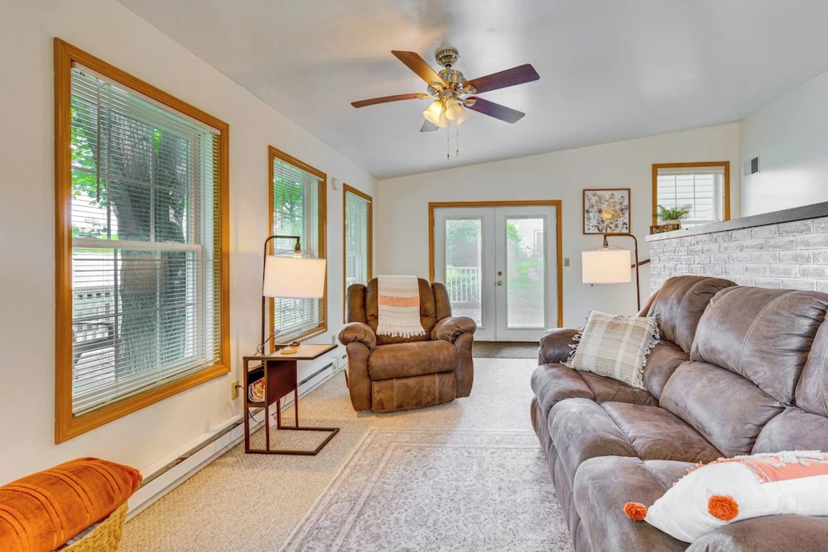'the Shady Cottage' Millersburg Getaway w/ Deck