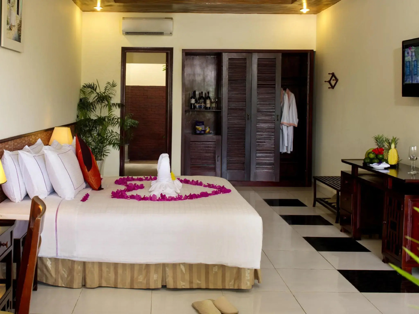 VietStar Resort & Spa