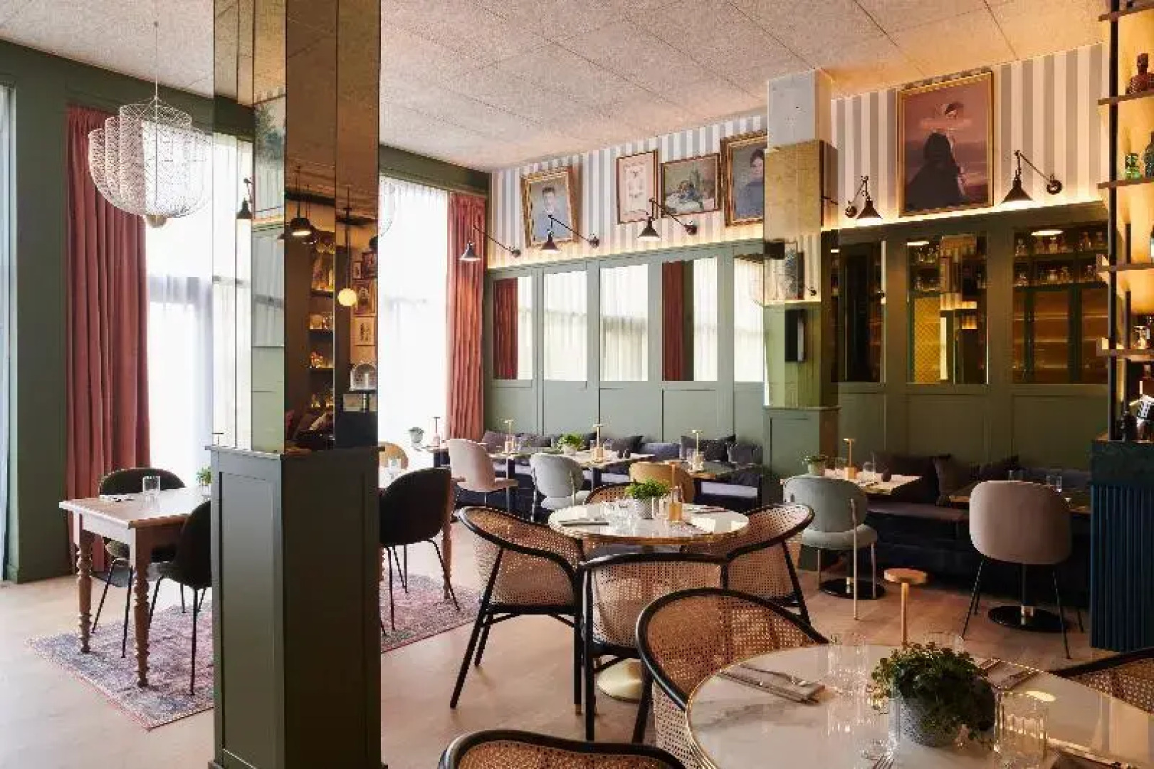 Square Lodge Hotel La Roche Sur Yon - Handwritten Collection