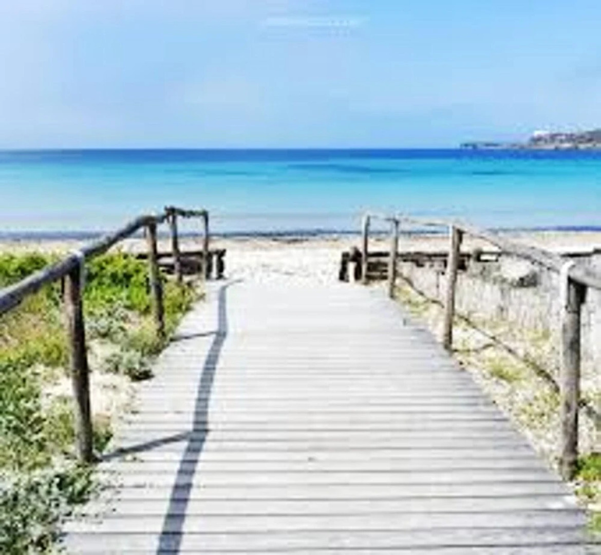 Apartment With 2 Bedrooms In Calasetta With Enclosed Garden