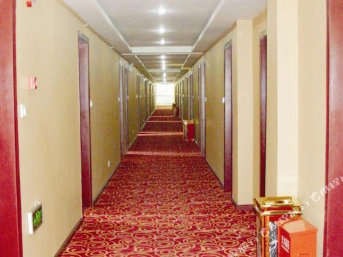 OYO Panzhihua Yida Hotel