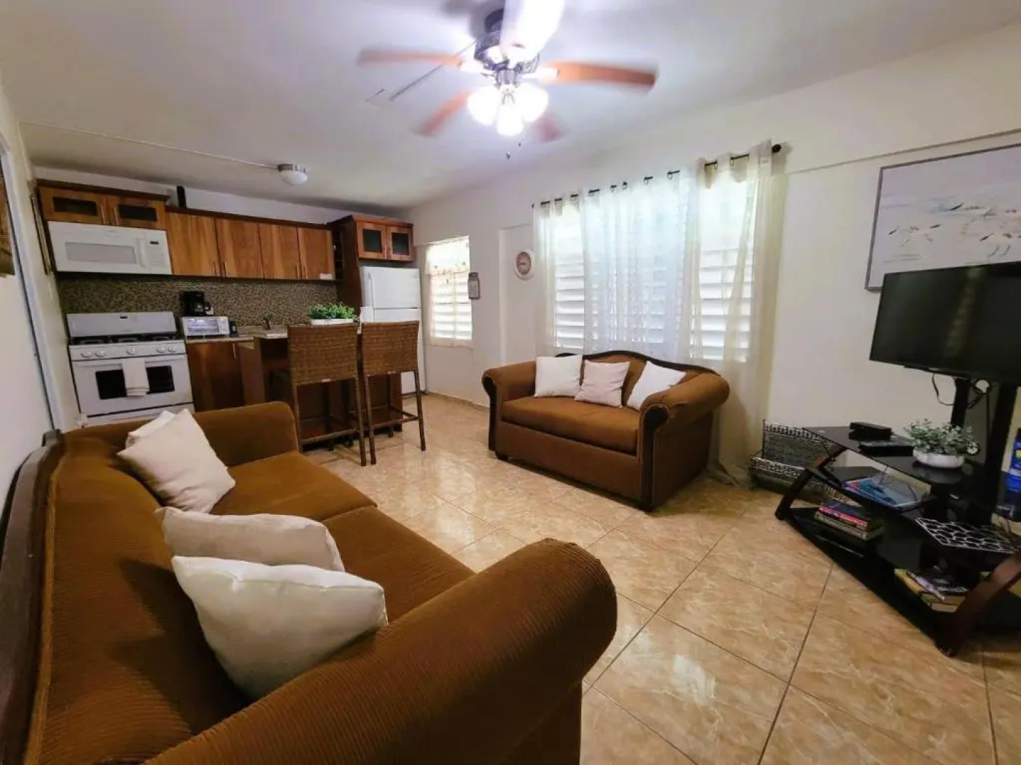 Beachaccess 2 bdr, WiFi, Hammock, Kitchen The Reef 1