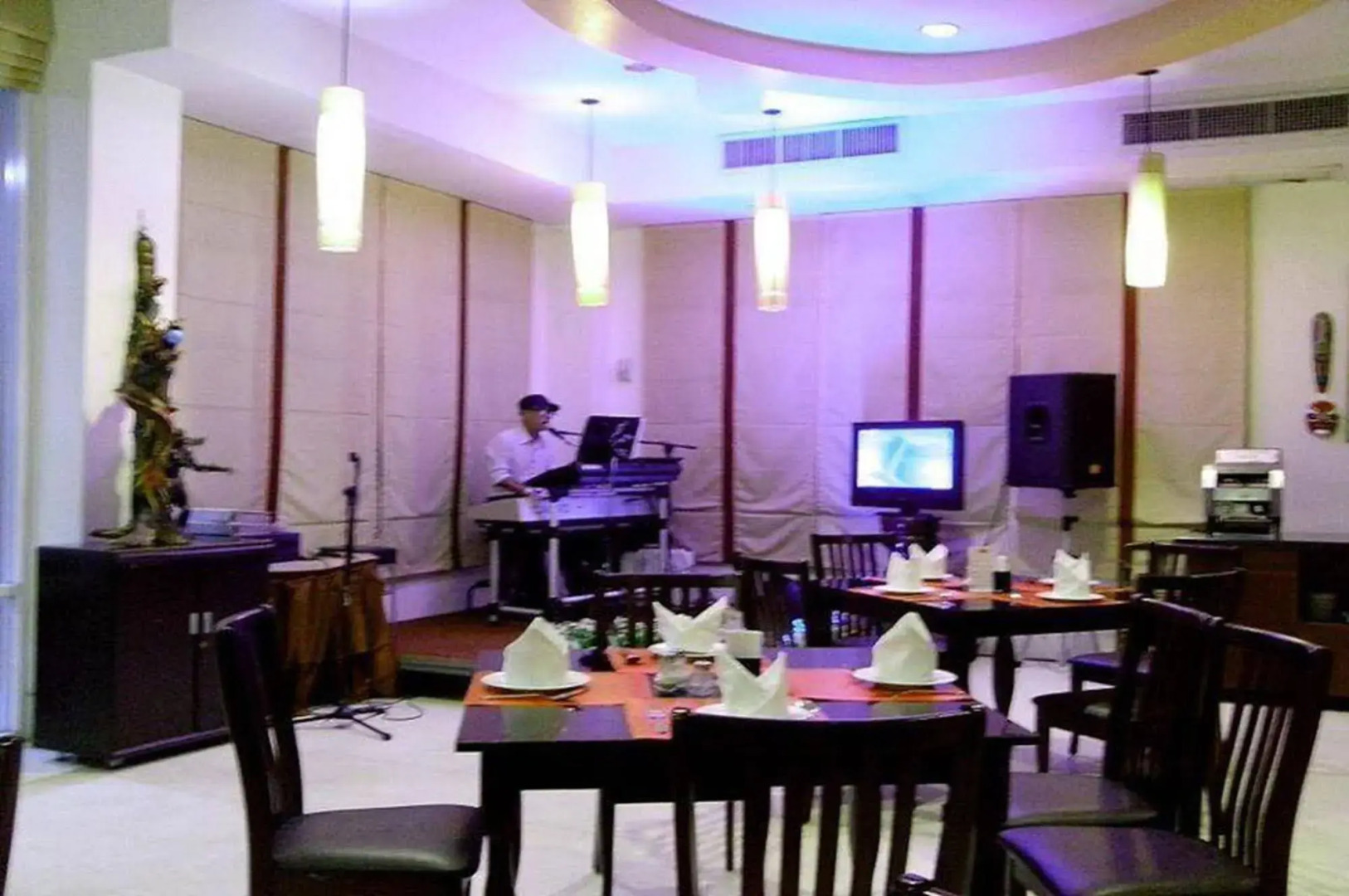 Grand Hill Resort and Spa