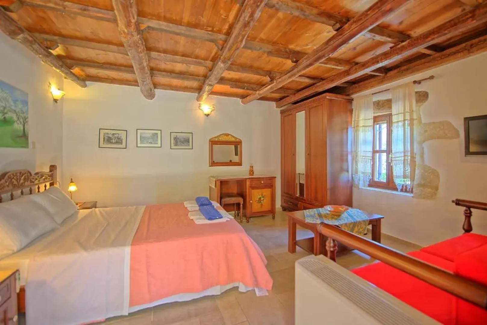 Villa Rodanthi by MediterraneanVillas