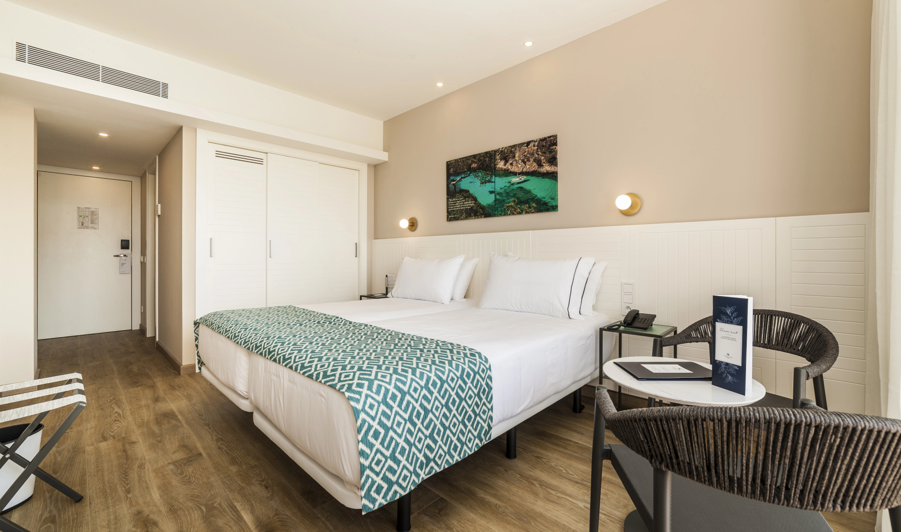 Отель Eurostars Marivent