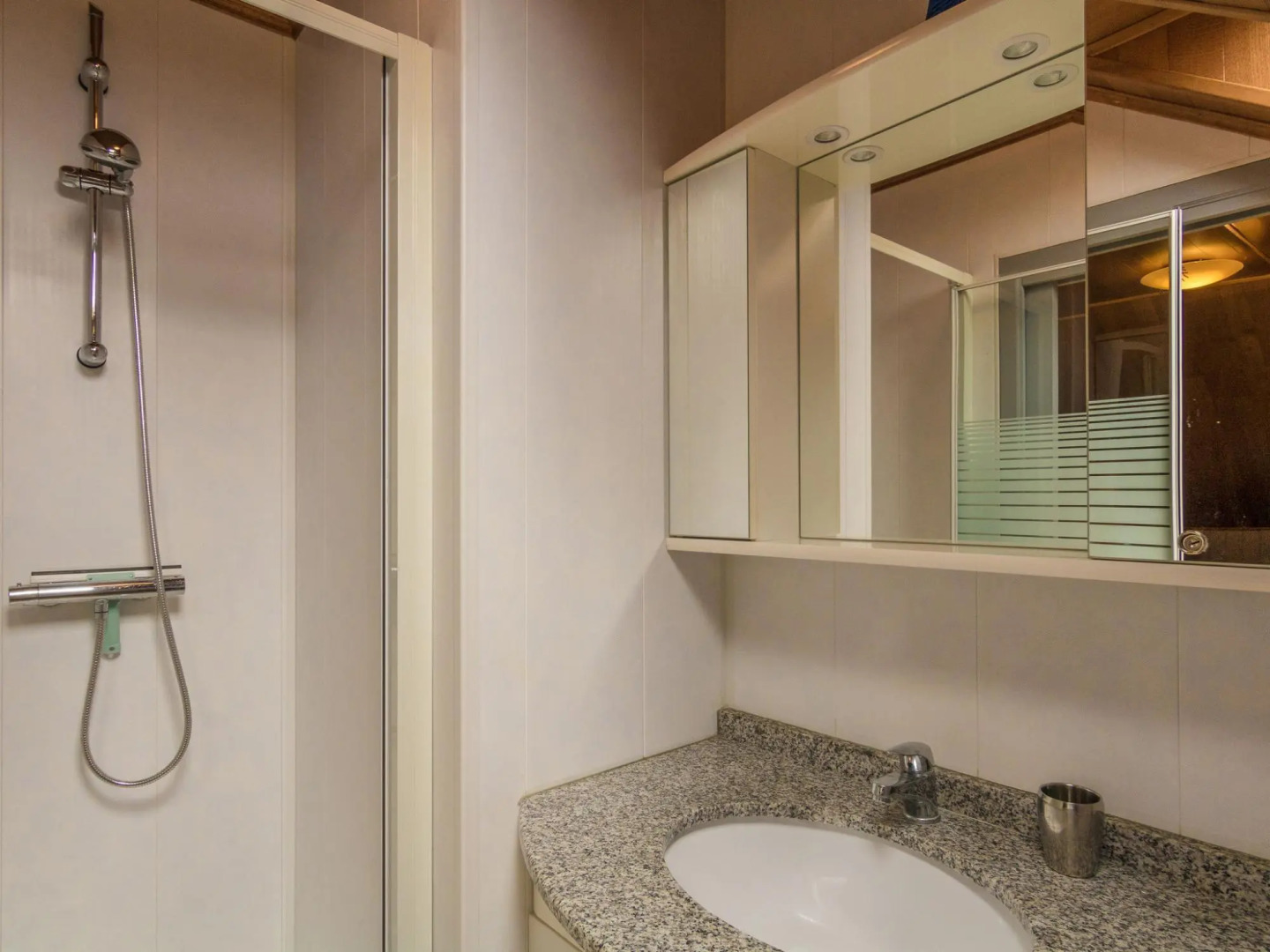 Modern Holiday Home in Aquitaine