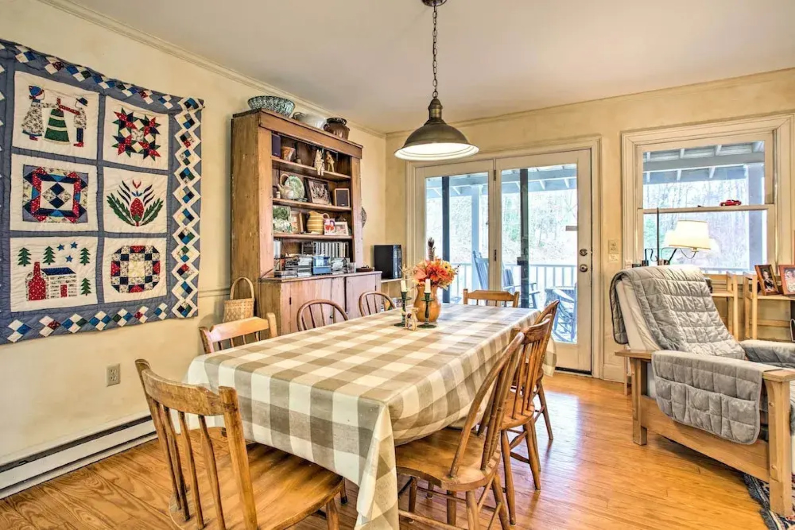 Blue Ridge Mountain Escape ~ 8 Mi to Chimney Rock