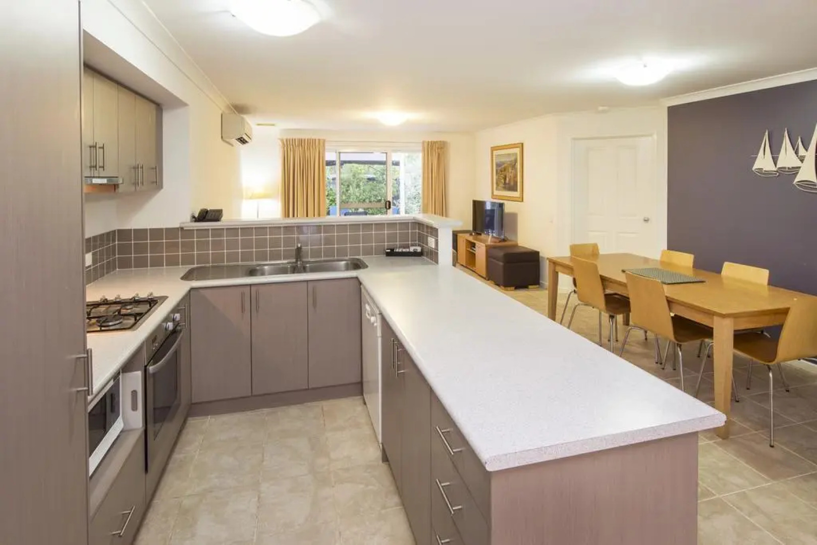 Cape View Beach Resort	