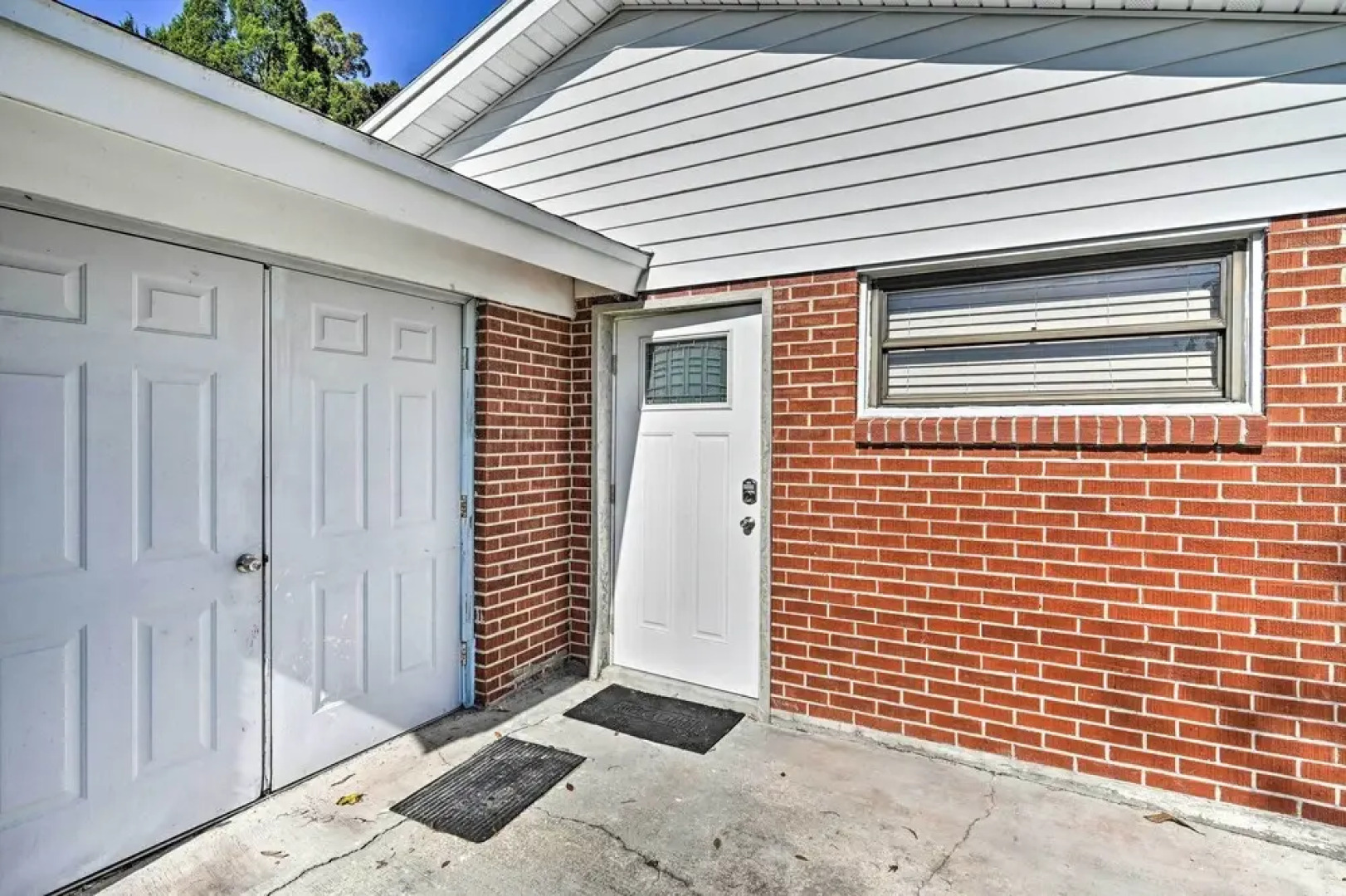 2 Mi to Florida State Fairgrounds: Cozy Studio