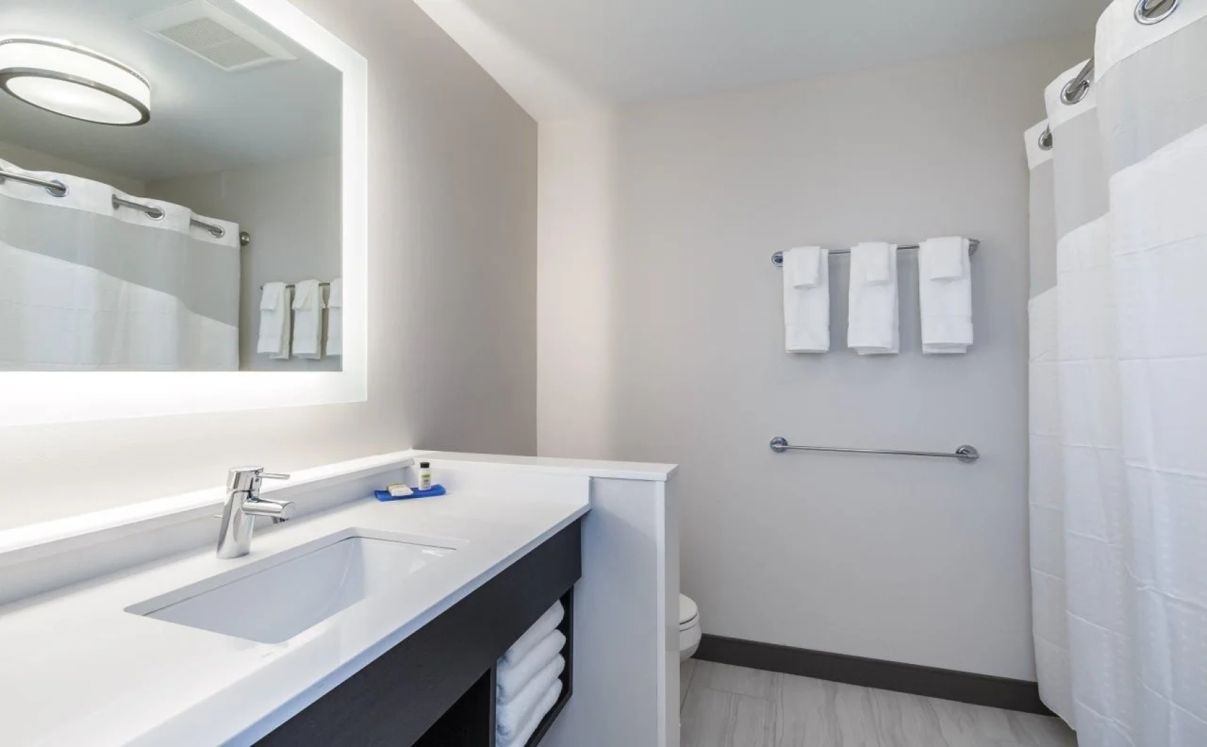 Holiday Inn Express & Suites - South Bend Casino  by IHG