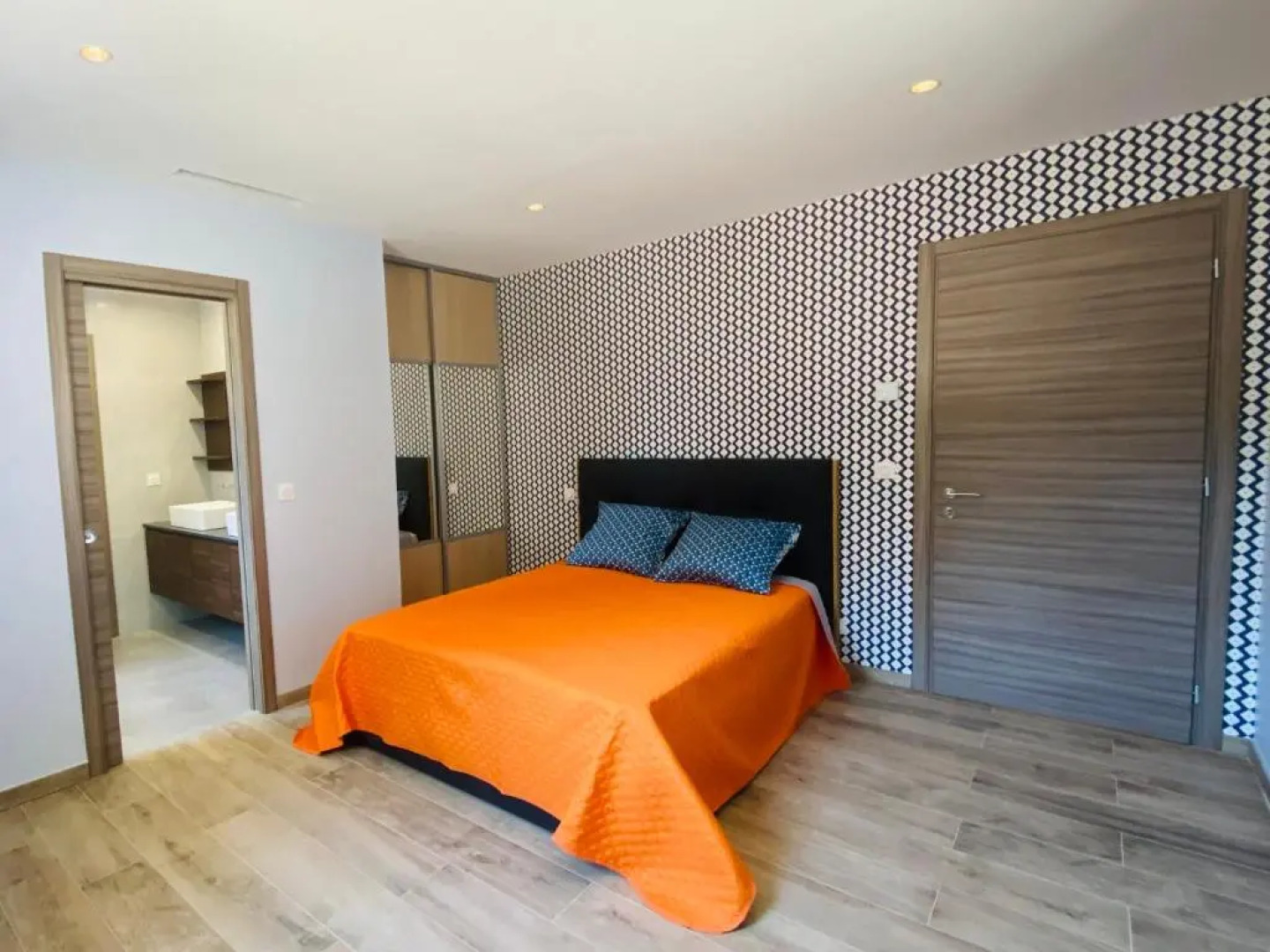 Charmante villa avec piscine au calme, 6 personnes