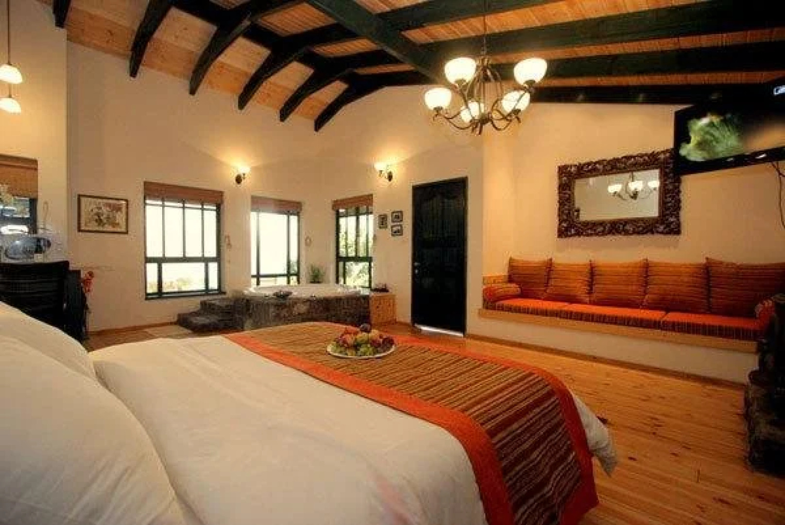 Kinneret Zimmer’s - Near the Beach