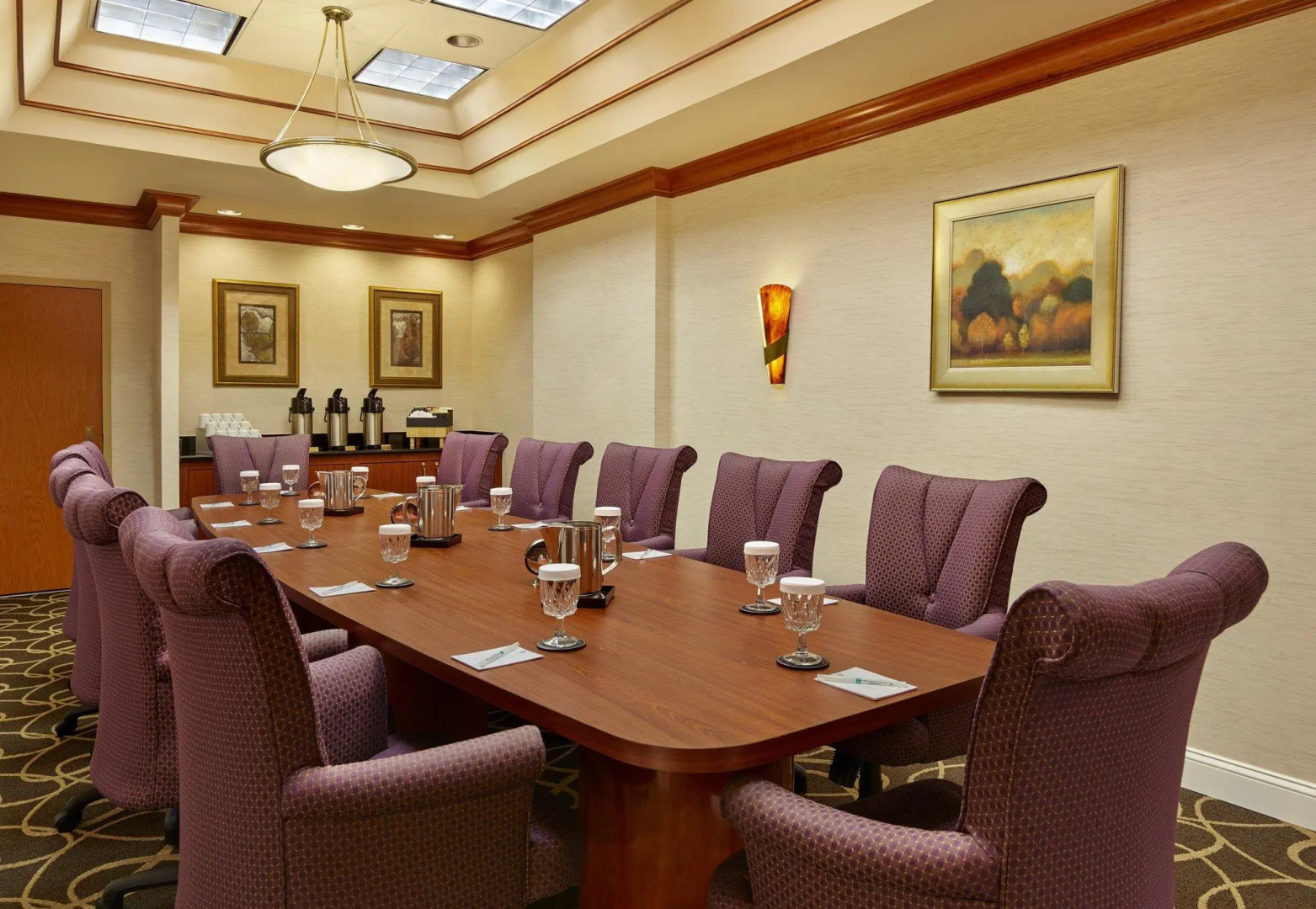 Embassy Suites by Hilton Tysons Corner