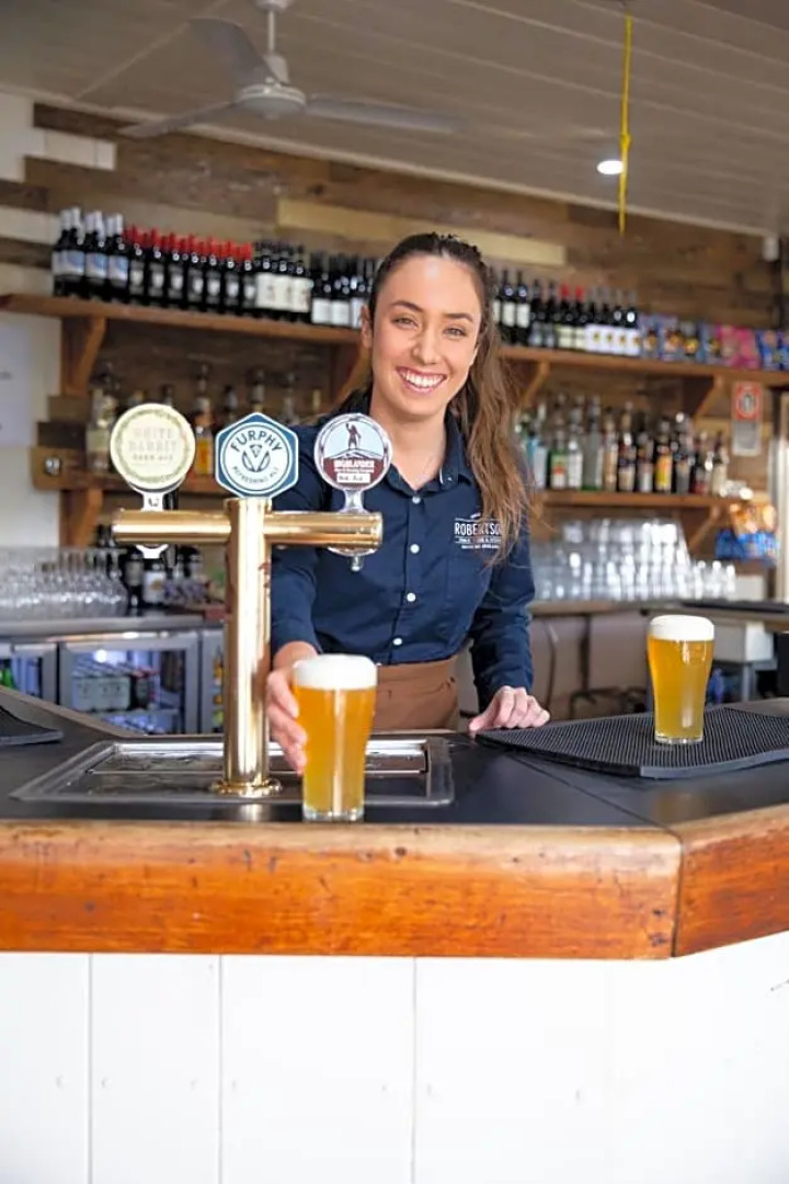 Robertson Public House