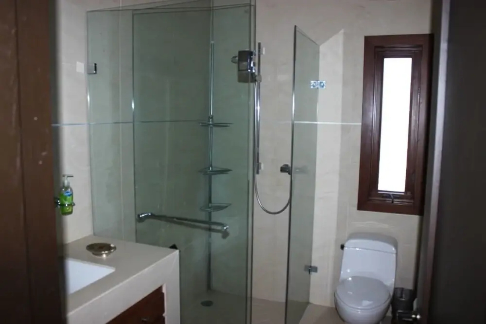 Beautiful House With Lake View