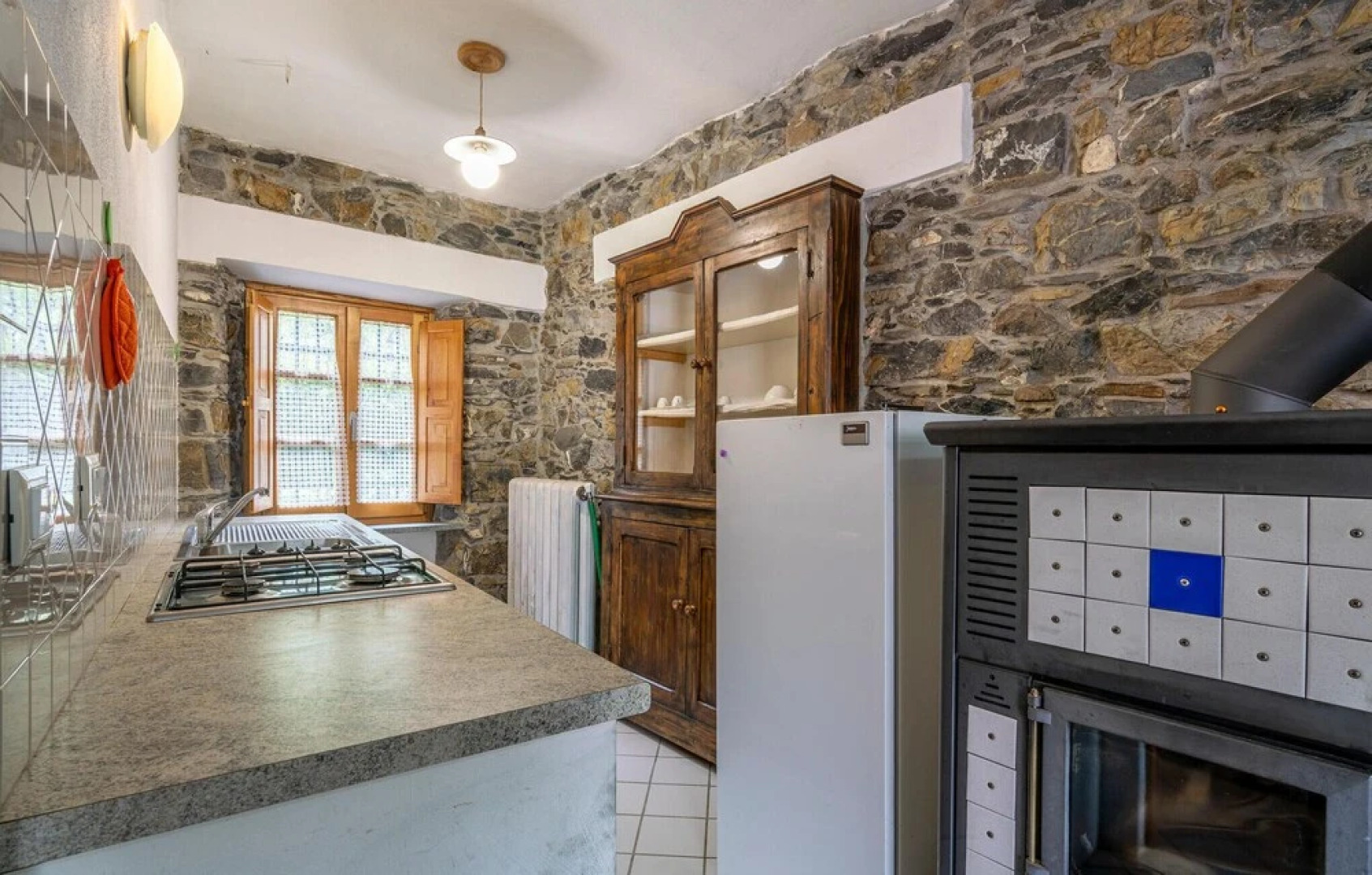 Awesome Home in Loco di Rovegno With Wifi and 4 Bedrooms