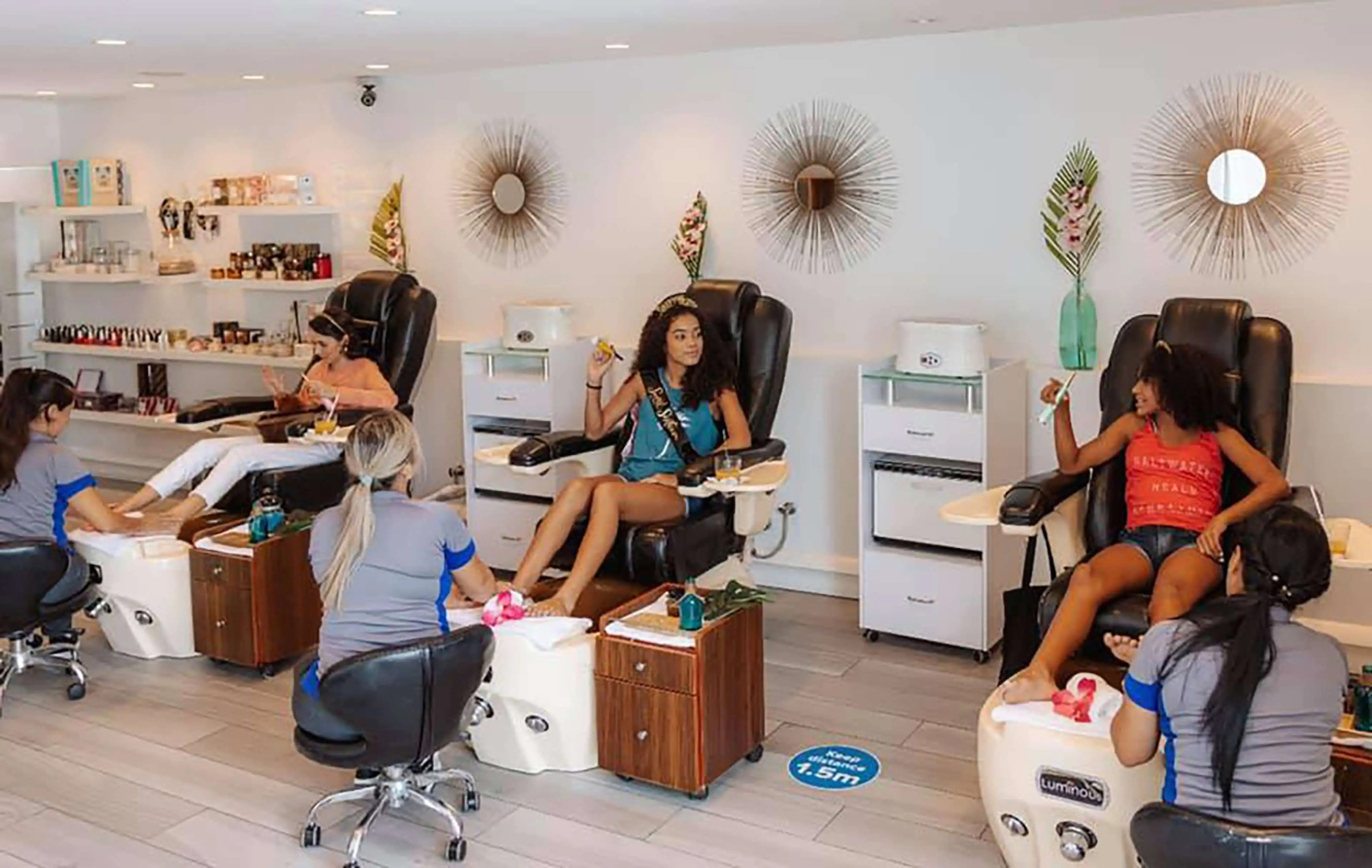 Divi Dutch Village Beach Resort