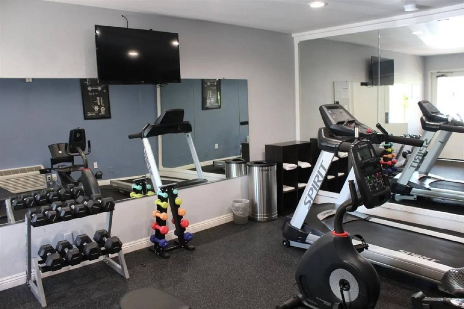 Stanford Inn & Suites Anaheim