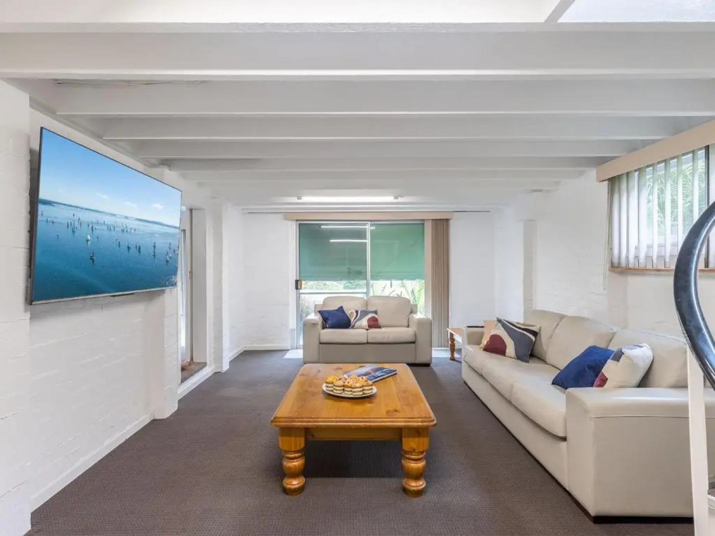 91 Sandy Point Road with Wifi Boat Parking and Air Con