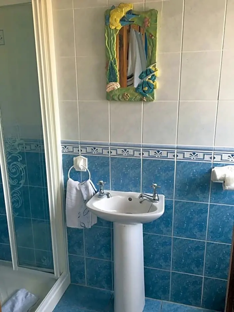 Heeneys Lodge B&B