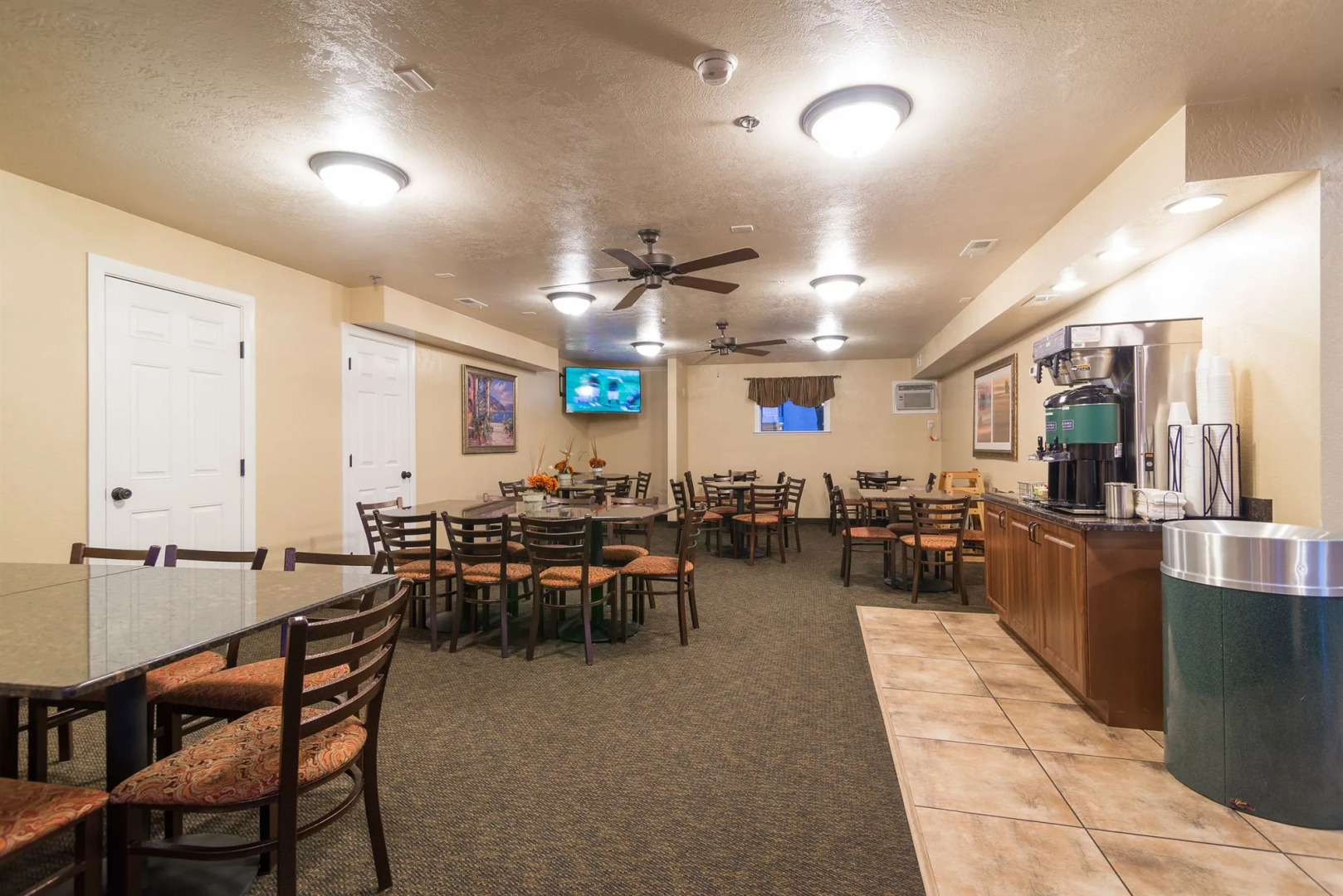 St. George Inn & Suites