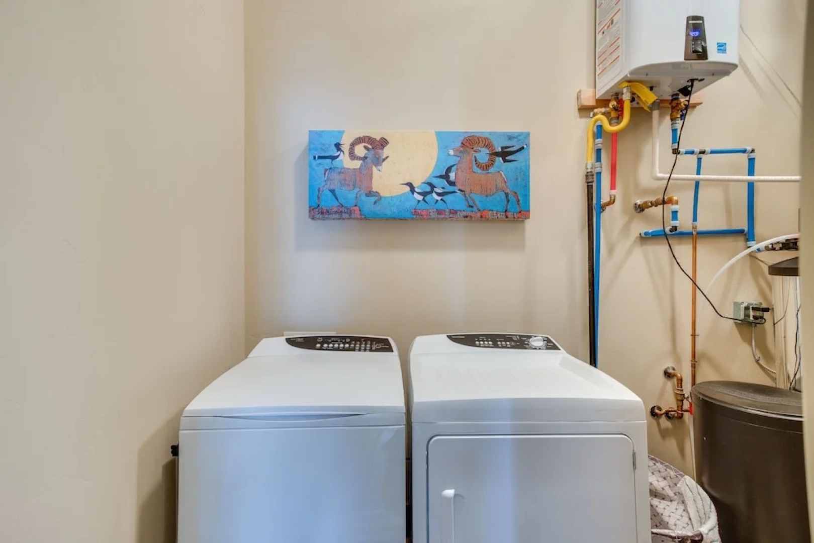 Updated Rustic-chic Condo on Ouray's Main Street!