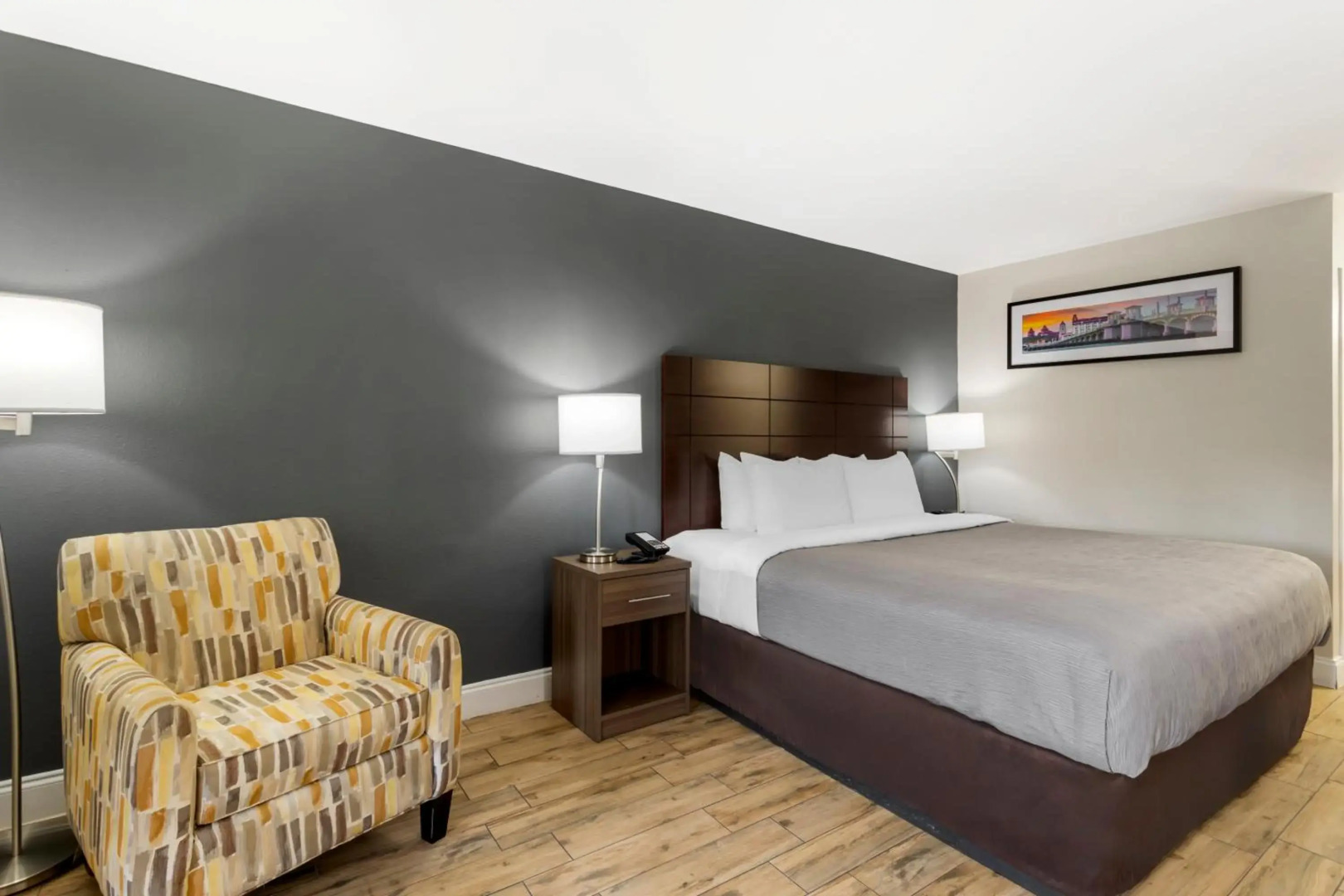 Quality Inn & Suites St Augustine Beach Area