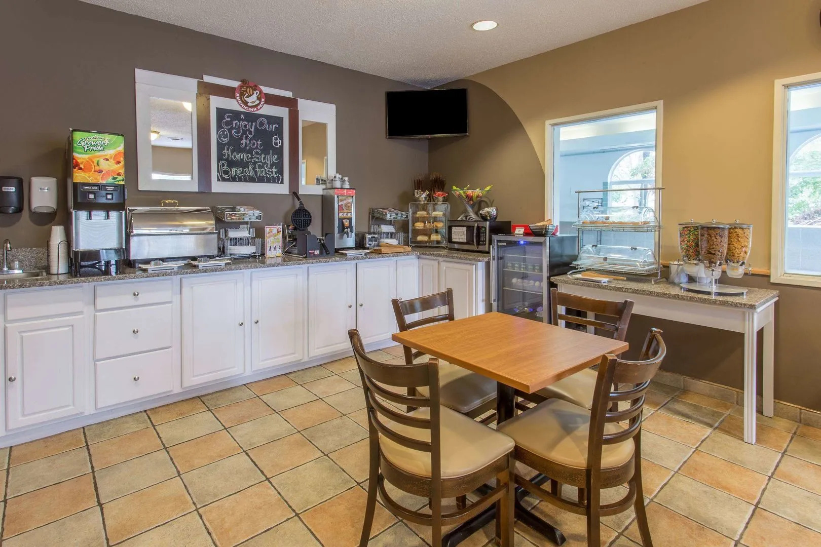 AmericInn by Wyndham Streator