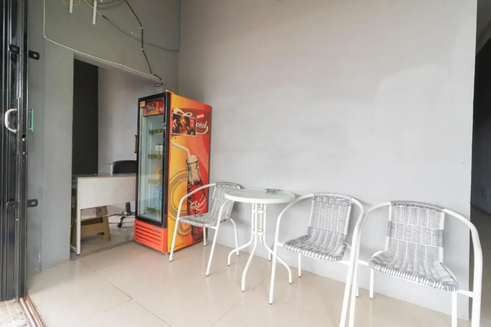 RedDoorz Plus near Palembang Trade Center 2