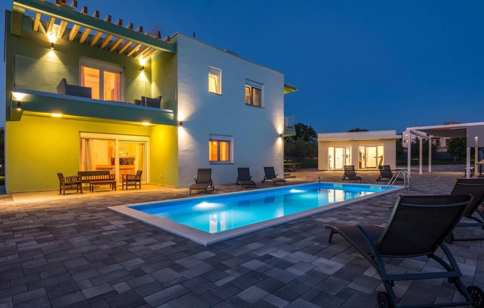 Awesome Home in Vrsi With 3 Bedrooms, Wifi and Outdoor Swimming Pool