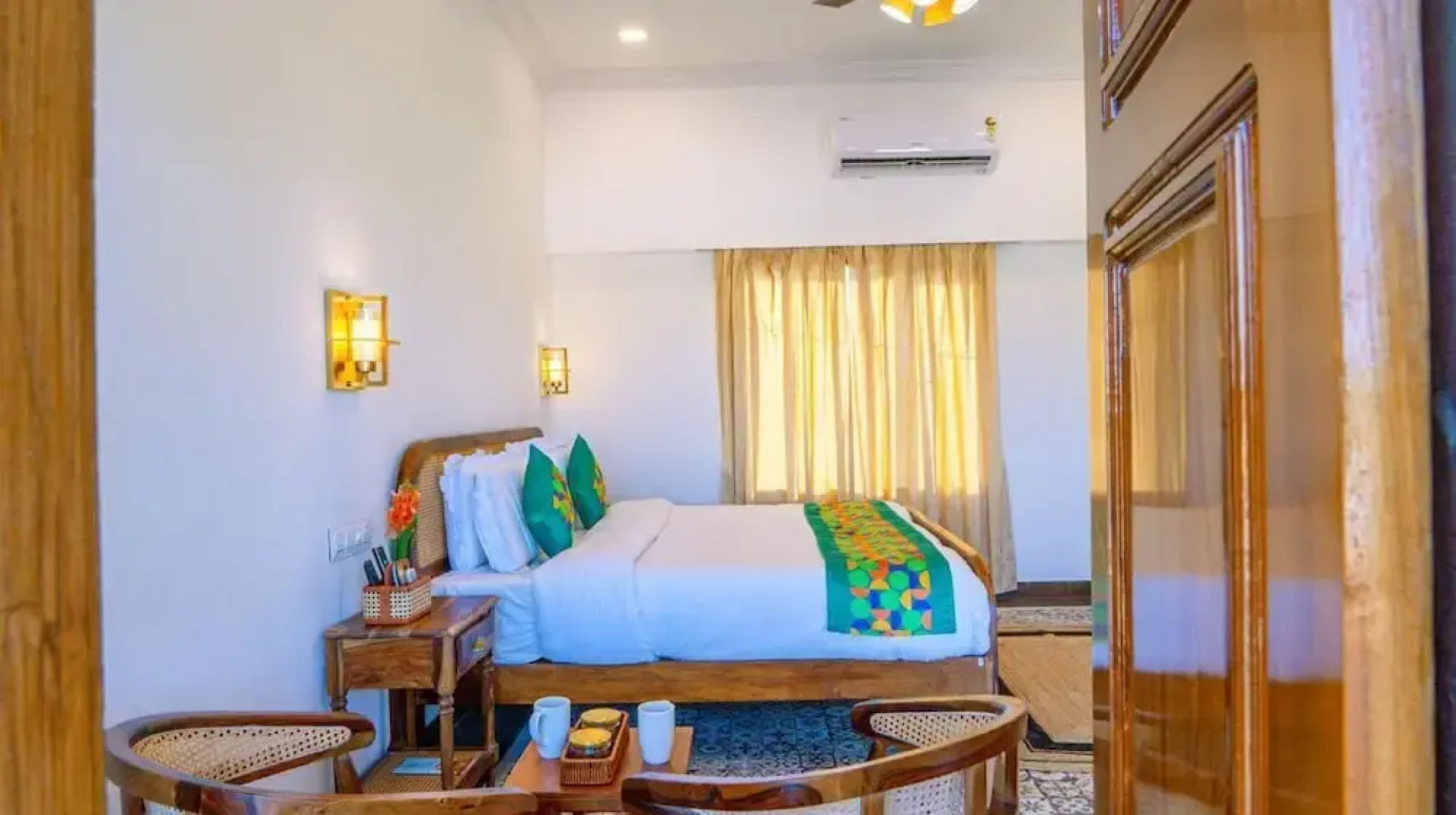 Hotel Hinduja Luxury Camp & Resort