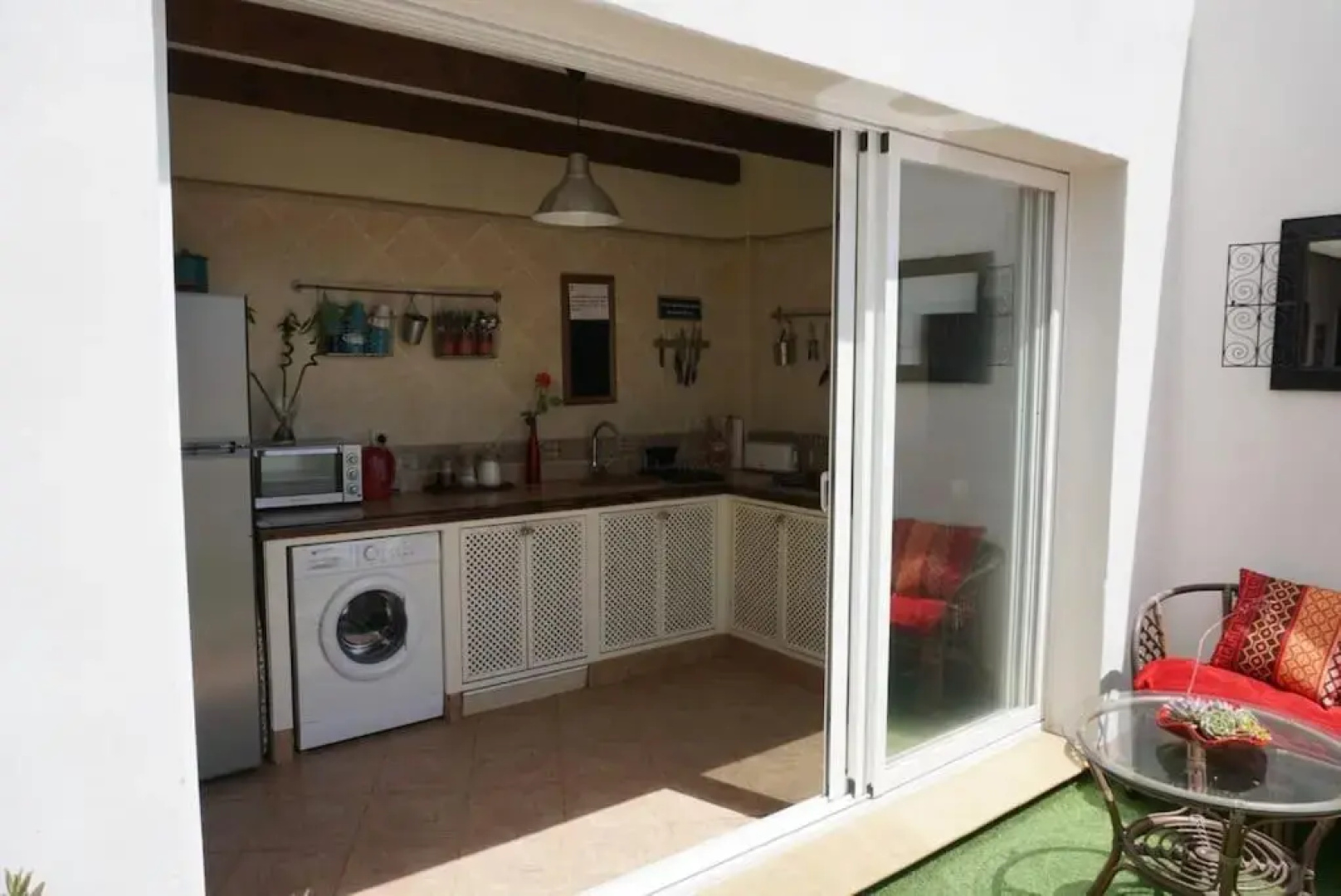 Eagles Nest - Massive townhouse with Pool with outstanding views