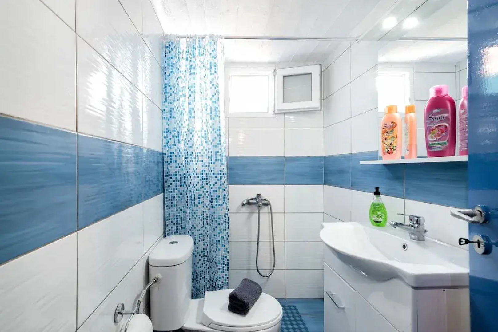 4seasons Near Airport