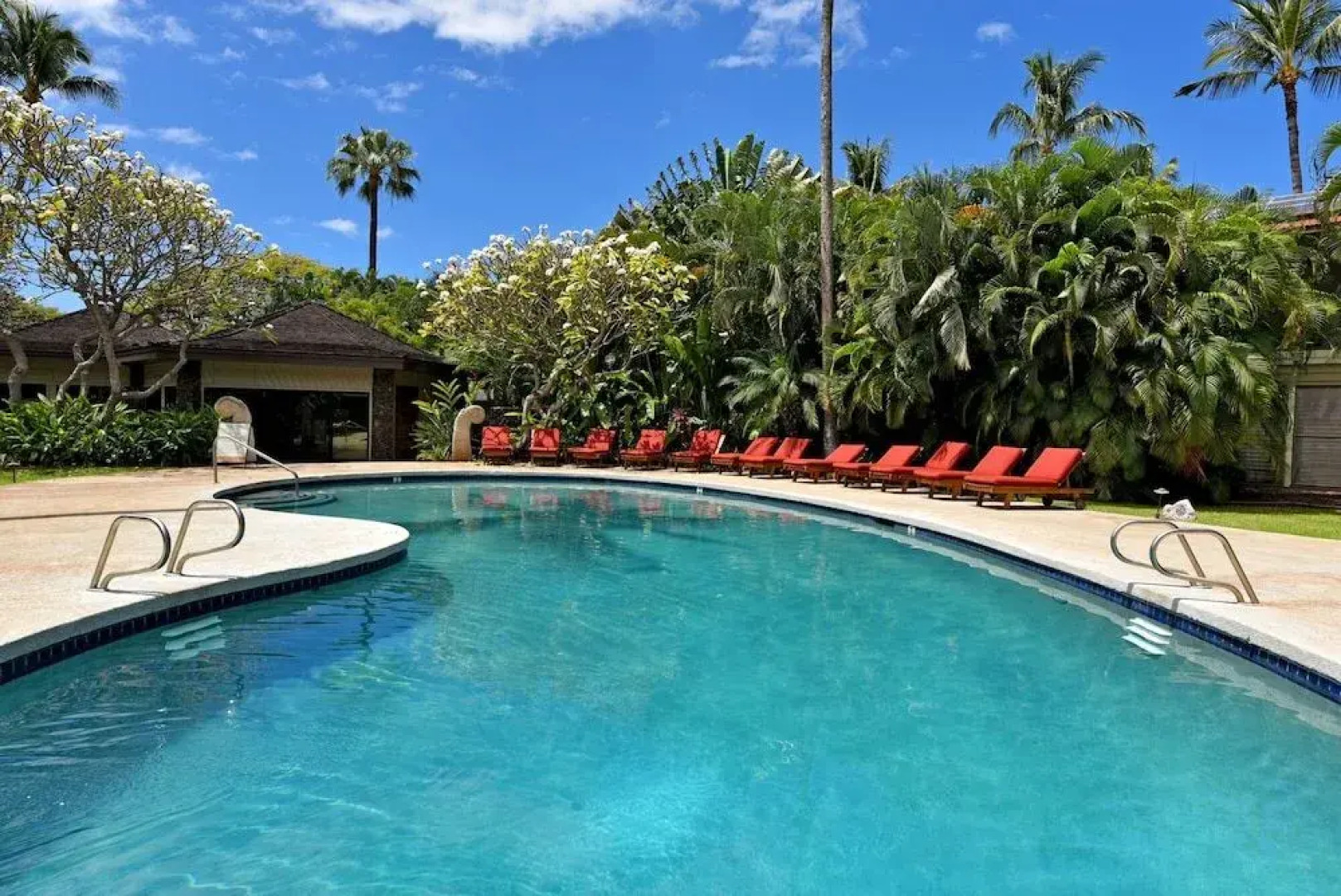 Aina Nalu A104 by RedAwning