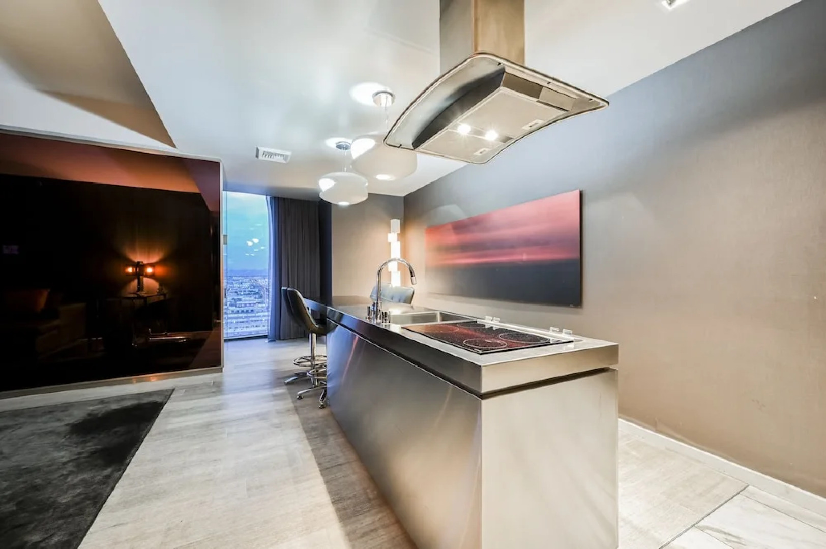 StripViewSuites at Palms Place Penthouses