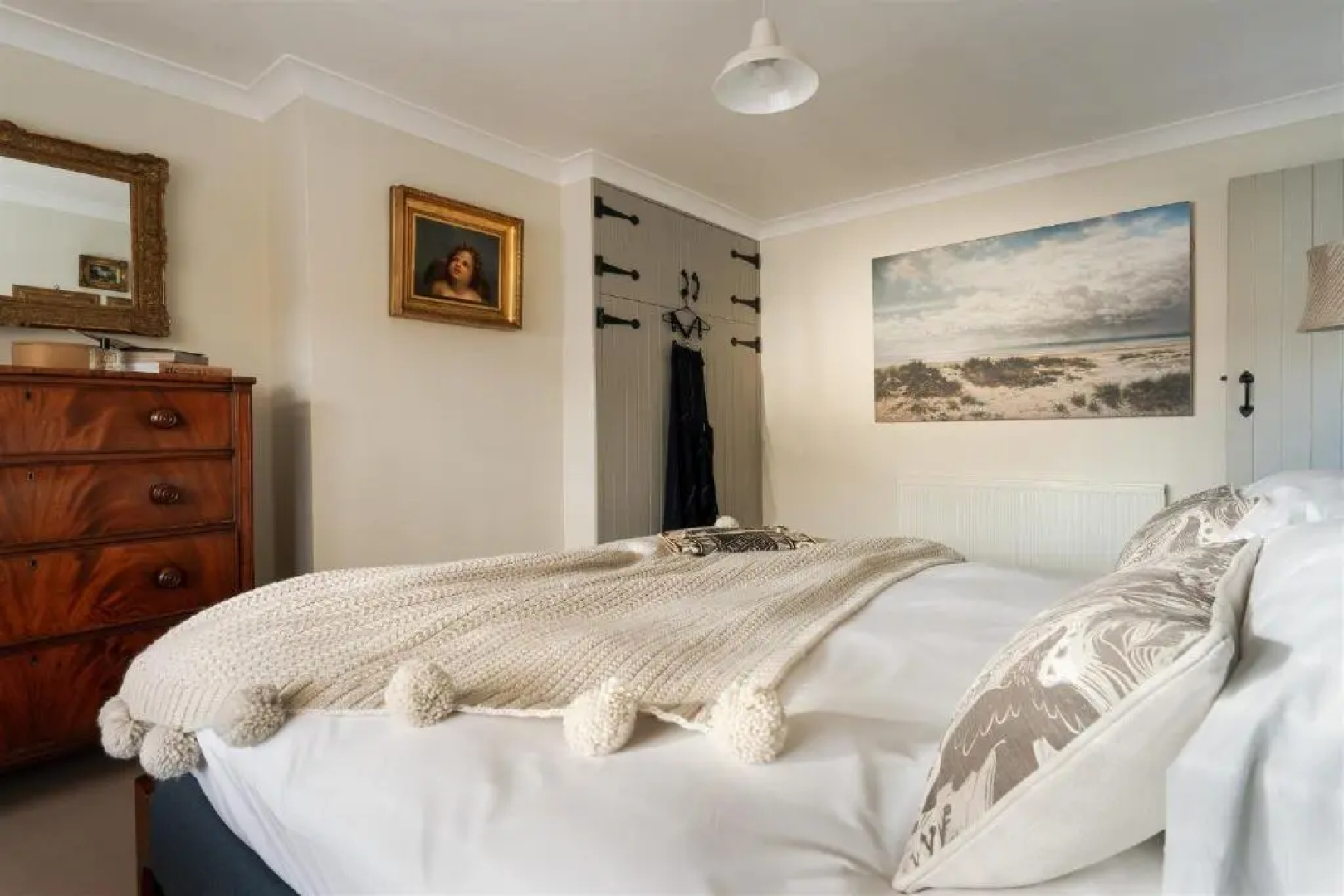 Quay House - Waterside Eclectic Style Character Home