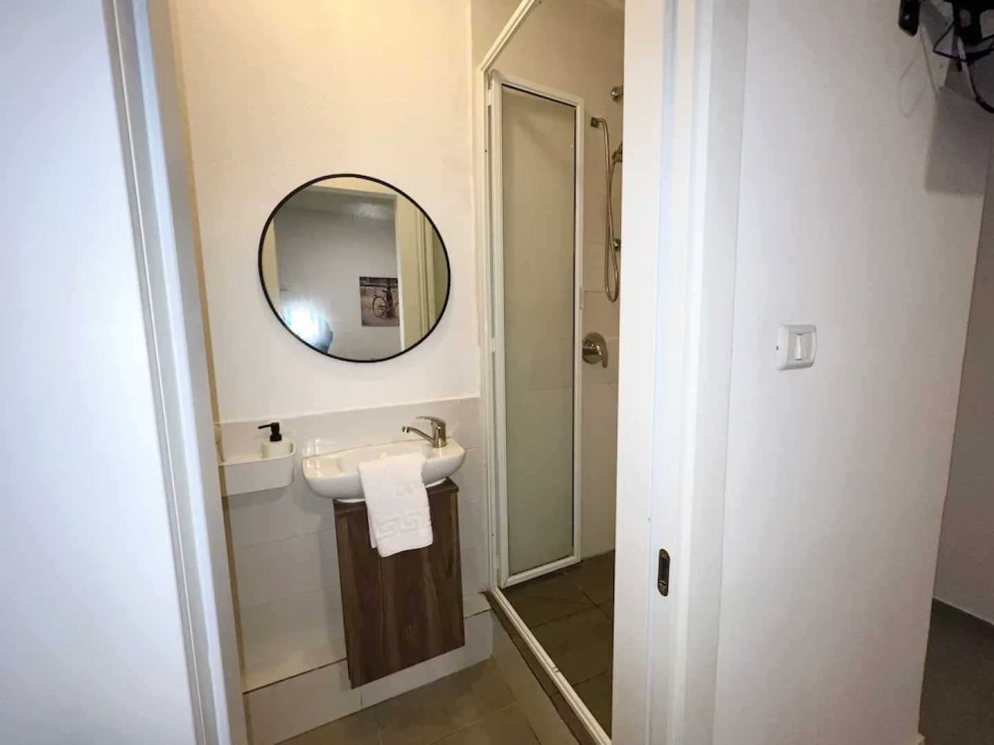 Ha-Carmel Market Apartment