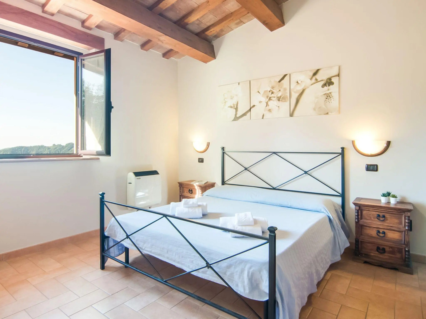 Farmhouse in Apecchio With Pool